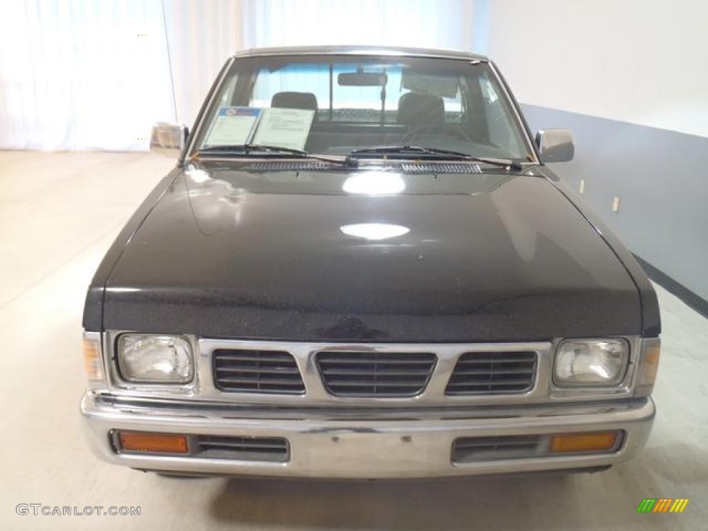 1996 Hardbody Truck XE Regular Cab - Super Black / Dark Gray photo #2