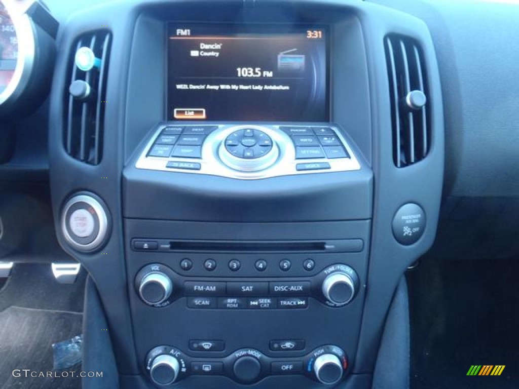 2012 Nissan 370Z Sport Touring Roadster Controls Photos