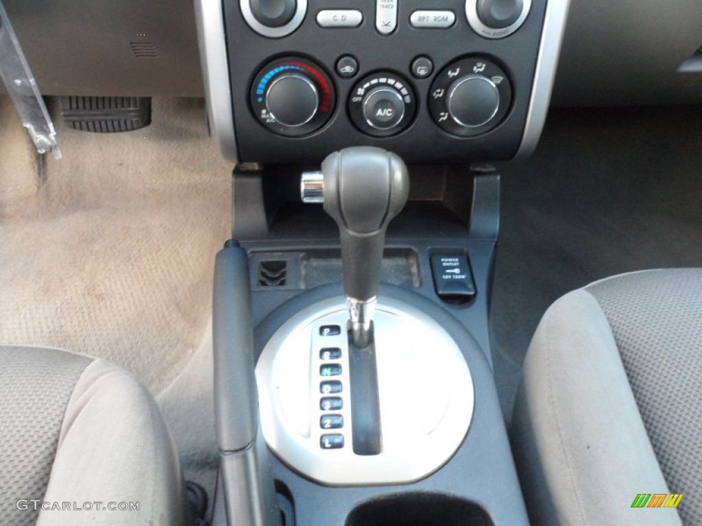 2006 Mitsubishi Galant ES Transmission Photos