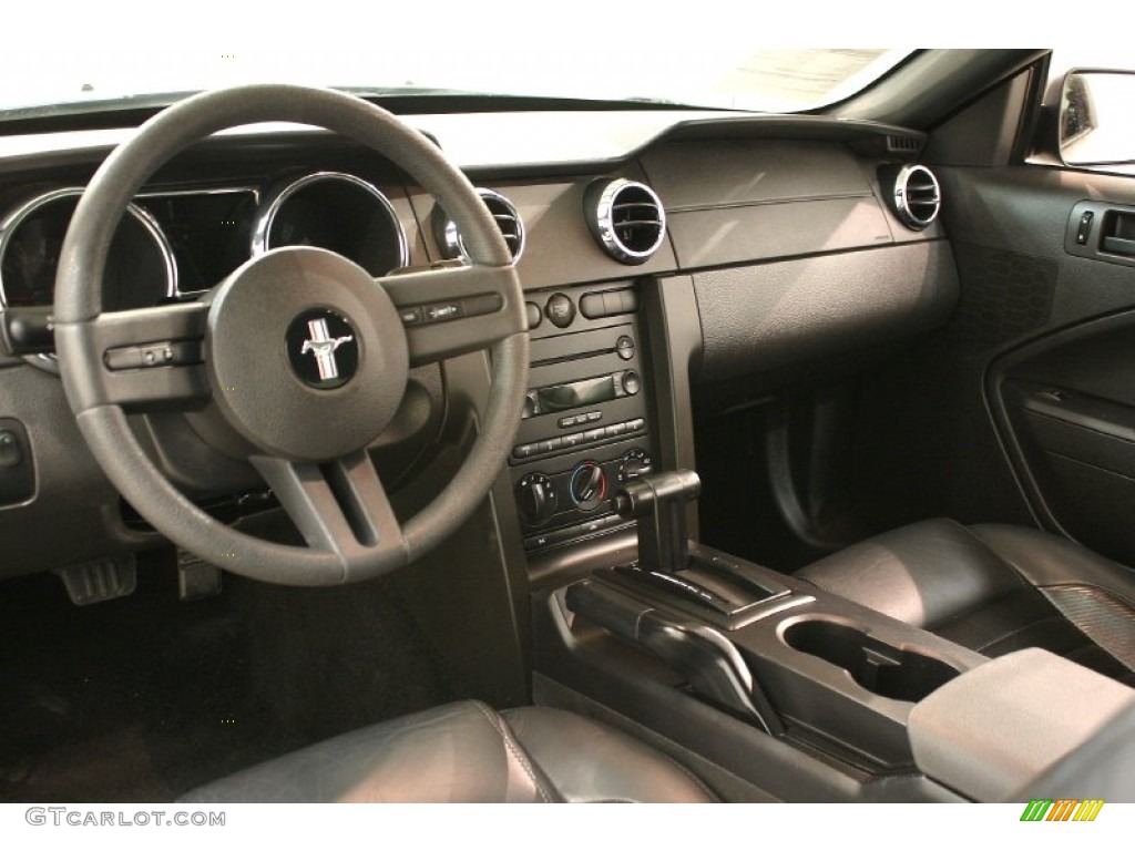 2005 Ford Mustang V6 Premium Coupe Dark Charcoal Dashboard Photo #63838213