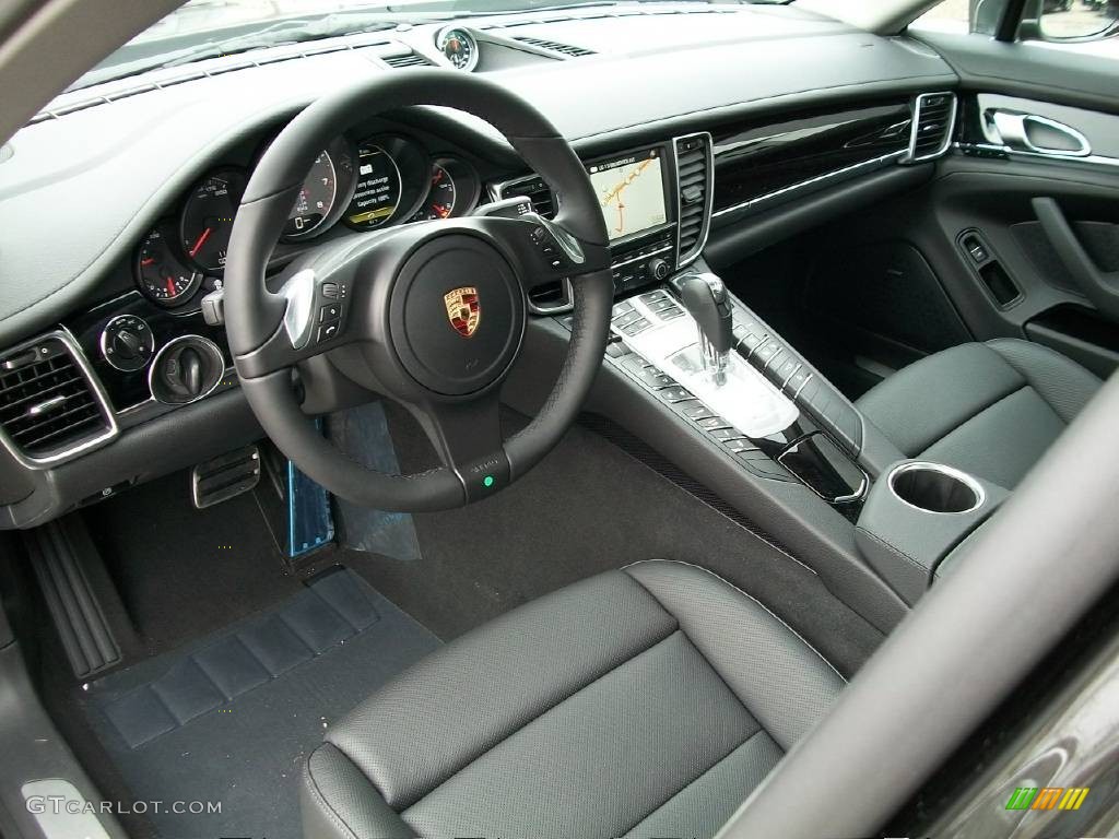 Black Interior 2010 Porsche Panamera S Photo #63841813