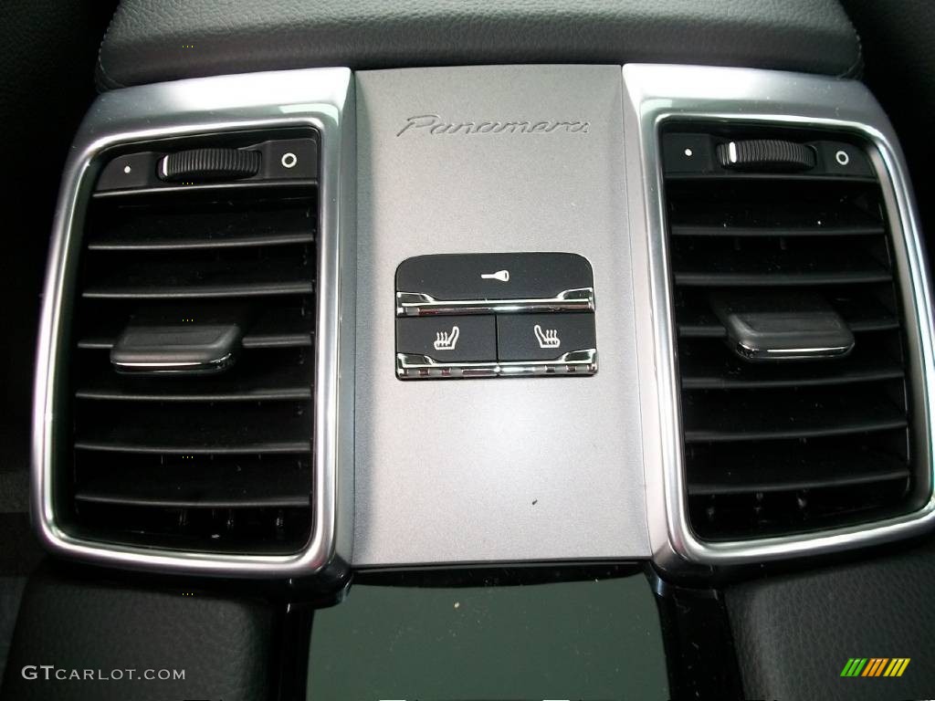 2010 Porsche Panamera S Controls Photo #63841891