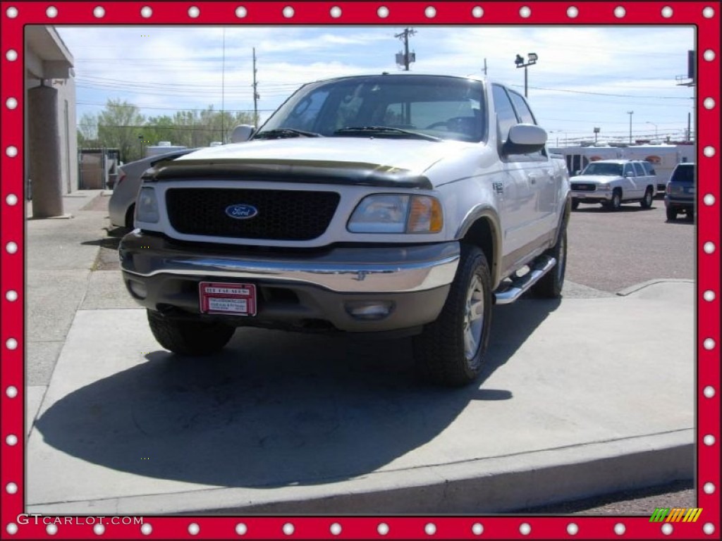 2002 F150 Lariat SuperCrew 4x4 - Oxford White / Medium Parchment photo #1