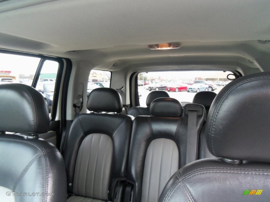 2004 Mountaineer V8 Premier AWD - Ceramic White Pearl / Midnight Grey photo #24