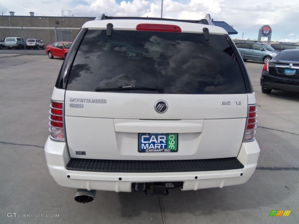 2004 Mountaineer V8 Premier AWD - Ceramic White Pearl / Midnight Grey photo #27