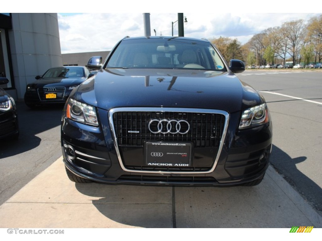 2009 Q5 3.2 Premium quattro - Deep Sea Blue Pearl Effect / Light Gray photo #2