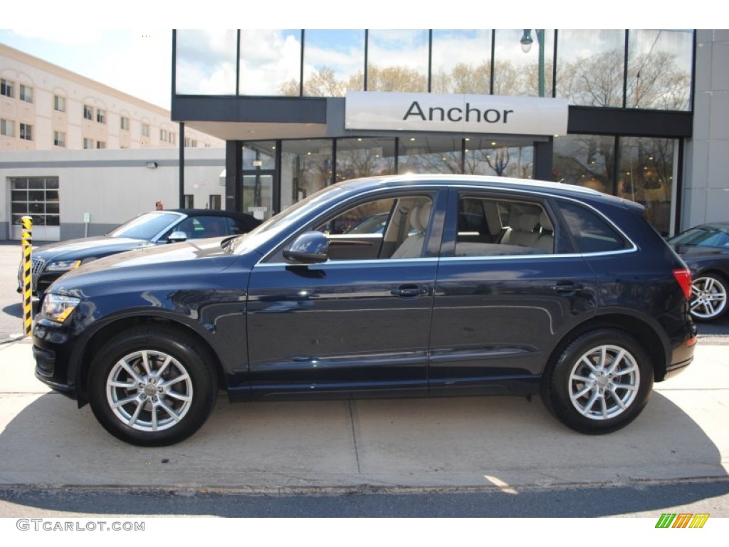2009 Q5 3.2 Premium quattro - Deep Sea Blue Pearl Effect / Light Gray photo #3