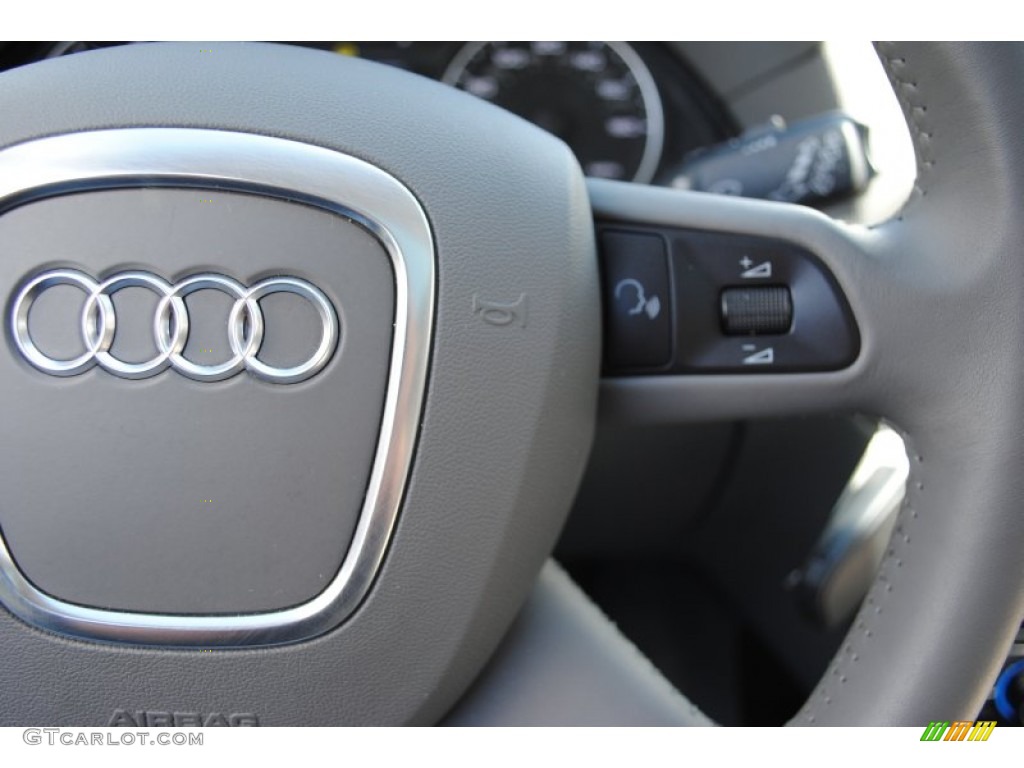 2009 Q5 3.2 Premium quattro - Deep Sea Blue Pearl Effect / Light Gray photo #14