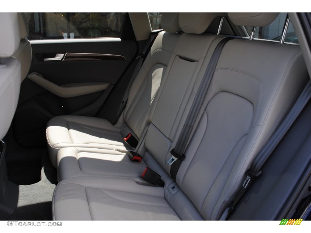 2009 Q5 3.2 Premium quattro - Deep Sea Blue Pearl Effect / Light Gray photo #16