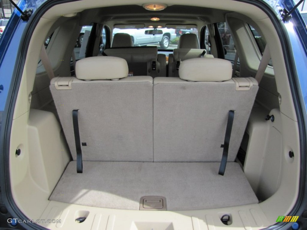 2008 Suzuki XL7 Luxury AWD Trunk Photo #63844569