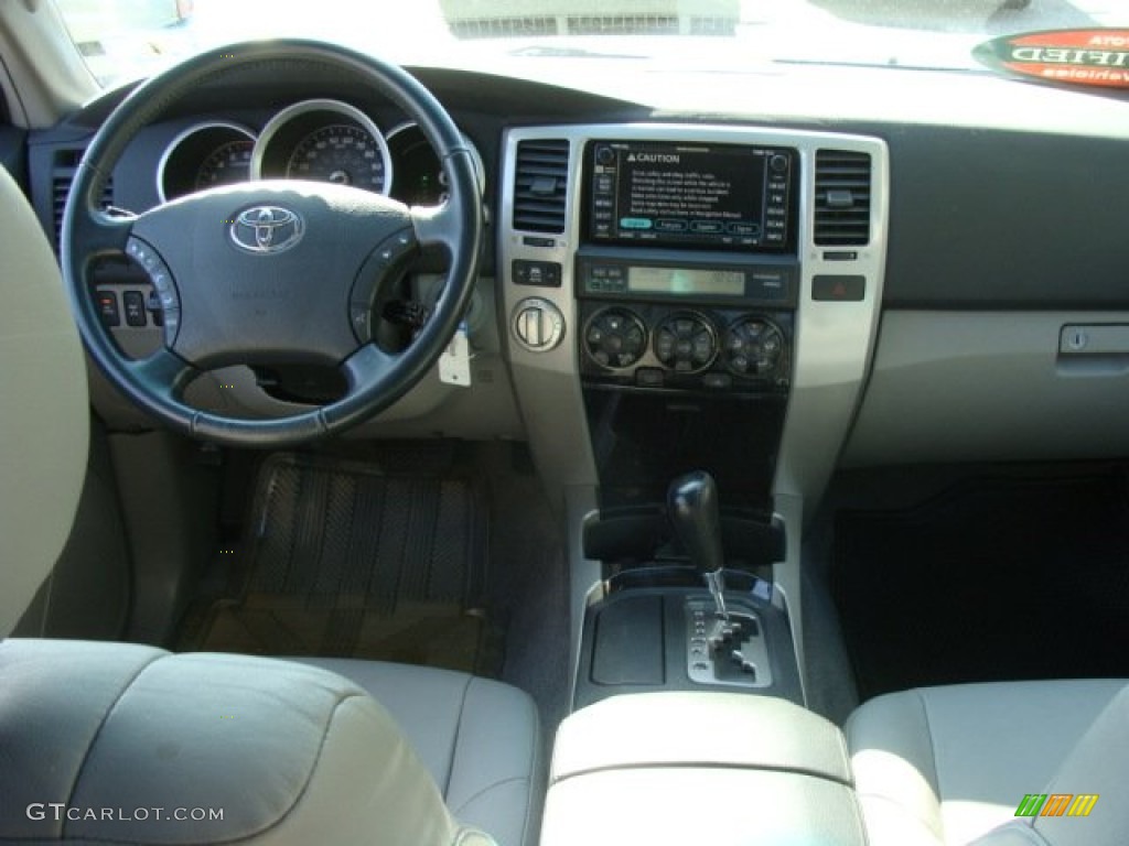 2006 4Runner Limited 4x4 - Black / Stone Gray photo #9