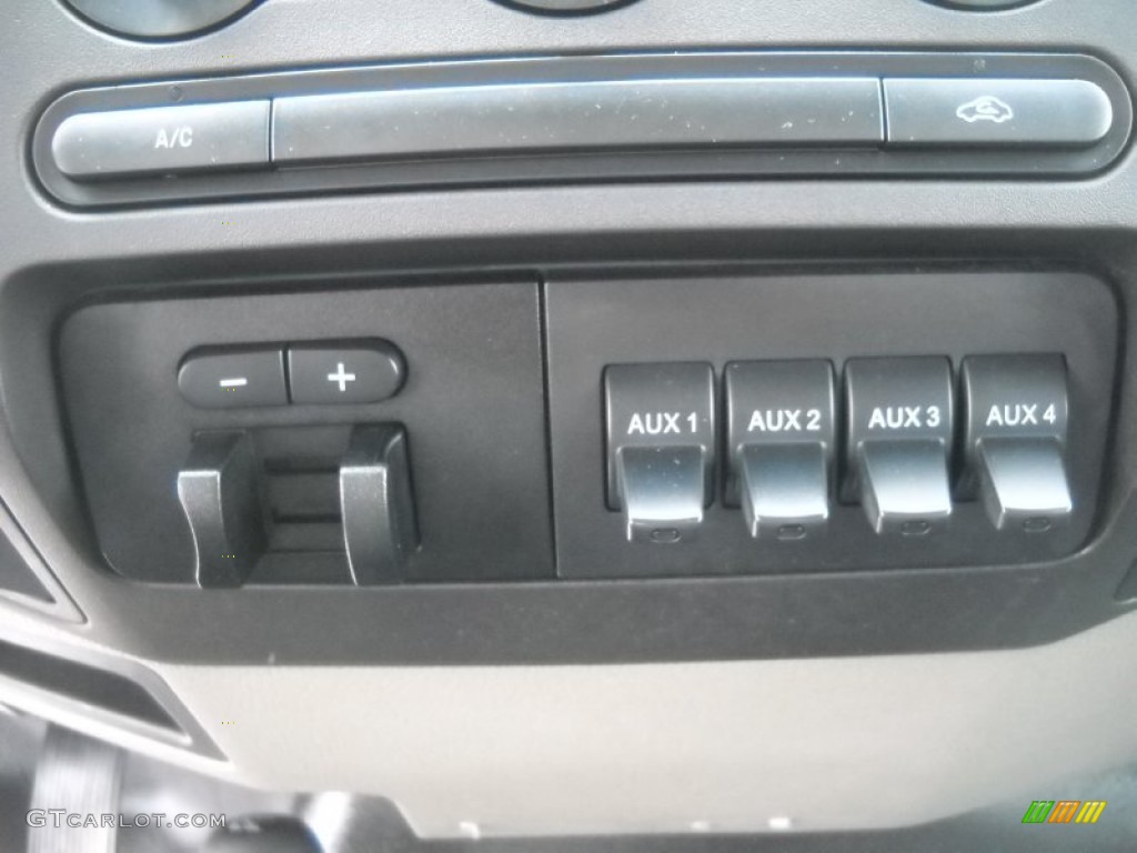 2010 Ford F450 Super Duty Regular Cab 4x4 Chassis Dump Truck Controls Photos