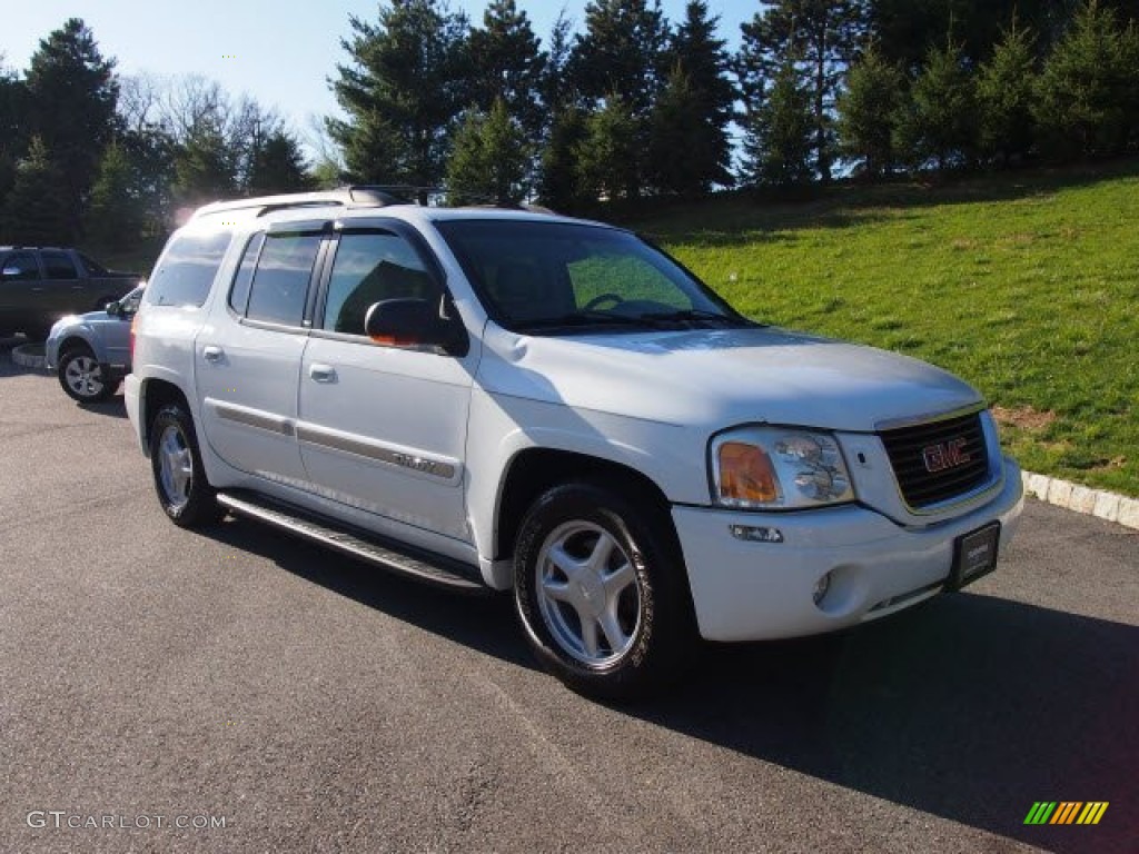 2002 Envoy XL SLT 4x4 - Summit White / Light Oak photo #1