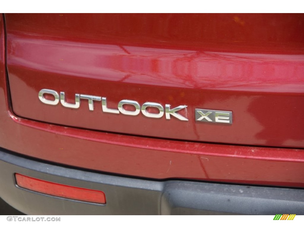 2007 Outlook XE AWD - Red Jewel / Black photo #6