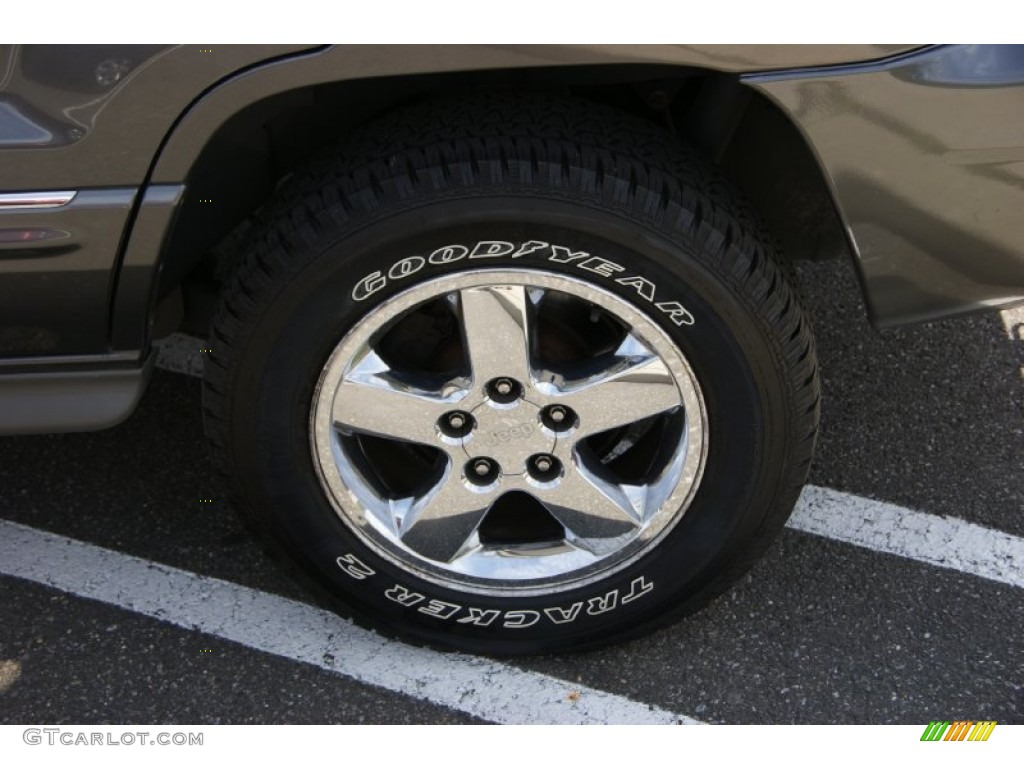 2004 Grand Cherokee Overland 4x4 - Graphite Metallic / Dark Slate Gray photo #7
