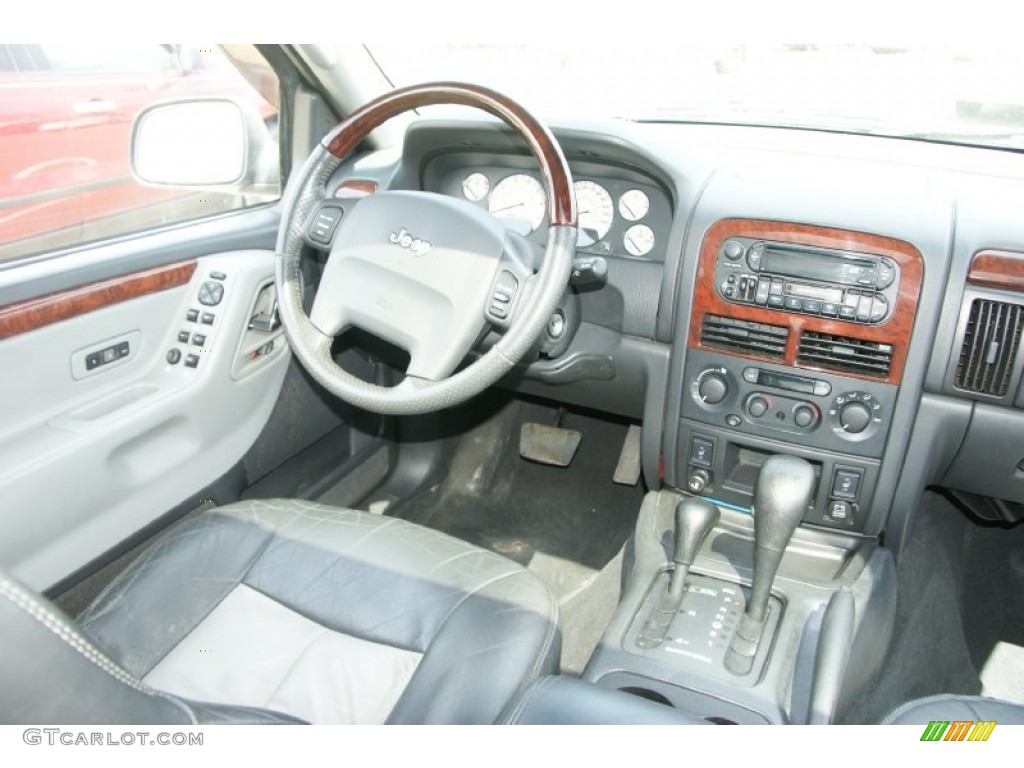 2004 Grand Cherokee Overland 4x4 - Graphite Metallic / Dark Slate Gray photo #16