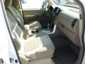 Avalanche White - Pathfinder SE 4x4 Photo No. 20