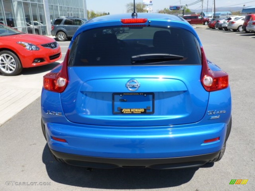 2012 Juke SV AWD - Electric Blue / Black/Silver Trim photo #6