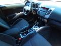 2011 Labrador Black Pearl Mitsubishi Outlander SE  photo #14