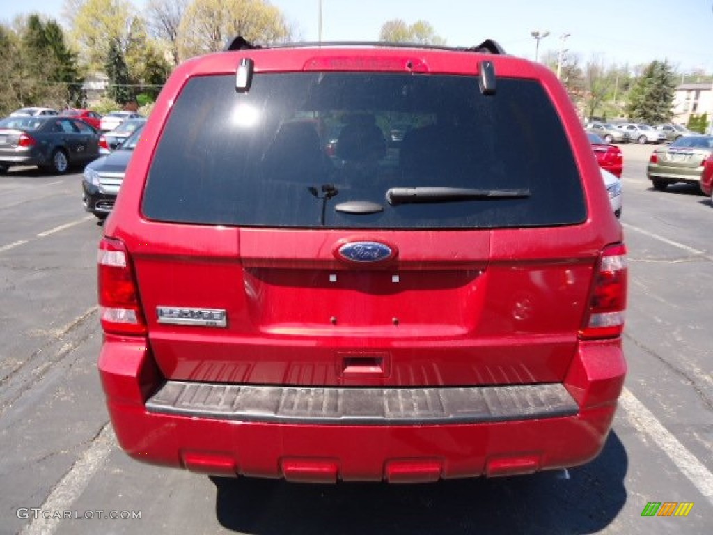 2012 Escape XLT 4WD - Toreador Red Metallic / Charcoal Black photo #3