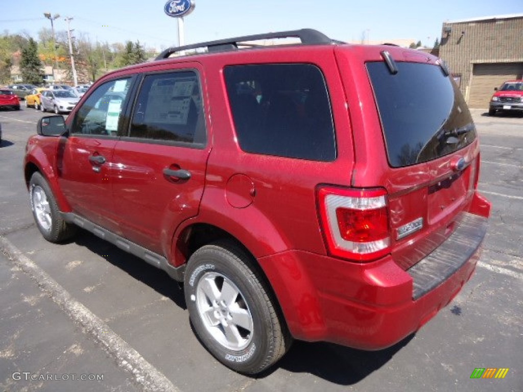 2012 Escape XLT 4WD - Toreador Red Metallic / Charcoal Black photo #4