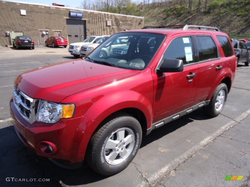 2012 Escape XLT 4WD - Toreador Red Metallic / Charcoal Black photo #5
