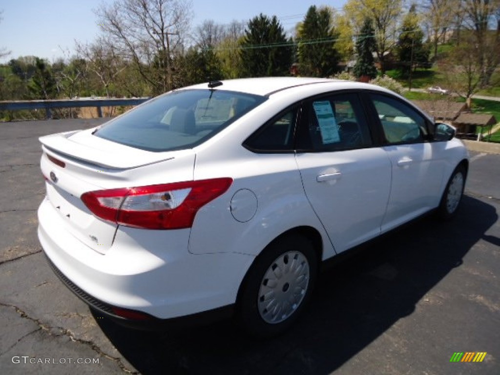 2012 Focus SE SFE Sedan - Oxford White / Charcoal Black photo #2