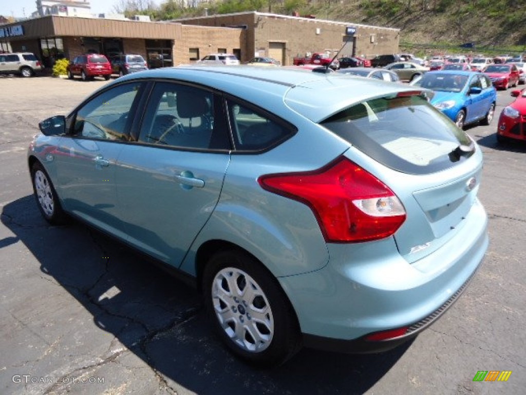 2012 Focus SE 5-Door - Frosted Glass Metallic / Stone photo #4