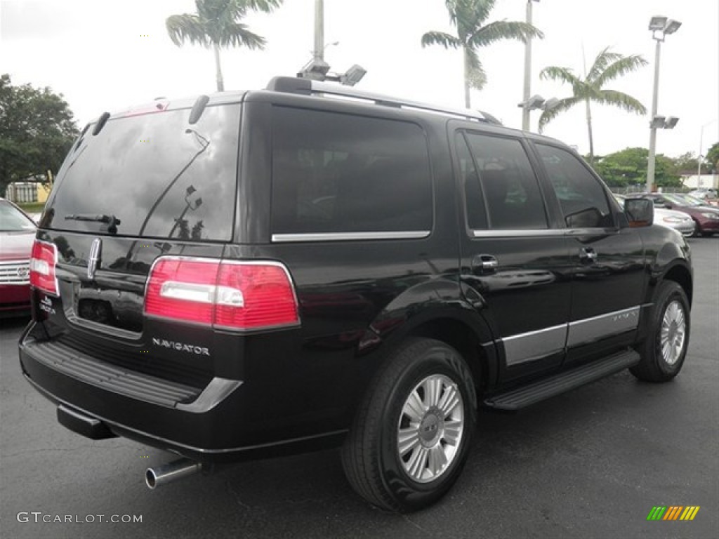 2008 Navigator Luxury - Black / Charcoal Black photo #11