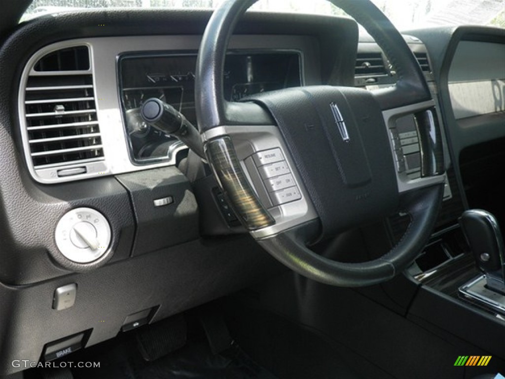 2008 Navigator Luxury - Black / Charcoal Black photo #30