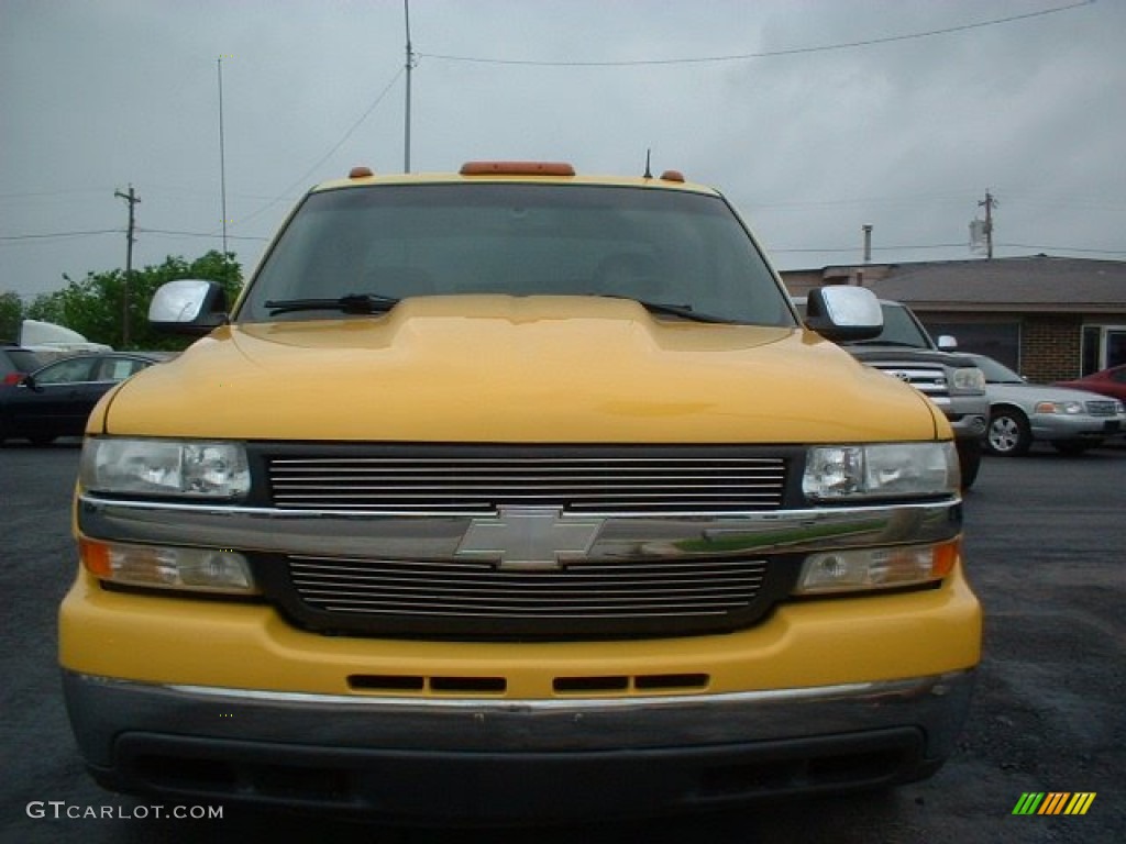 2002 Silverado 3500 LT Extended Cab Dually - Wheatland Yellow / Graphite photo #9