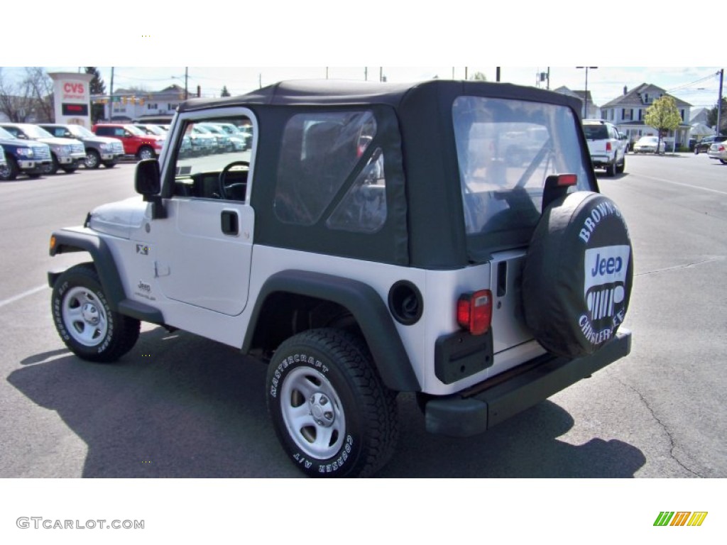 2004 Wrangler X 4x4 - Bright Silver Metallic / Dark Slate Gray photo #7