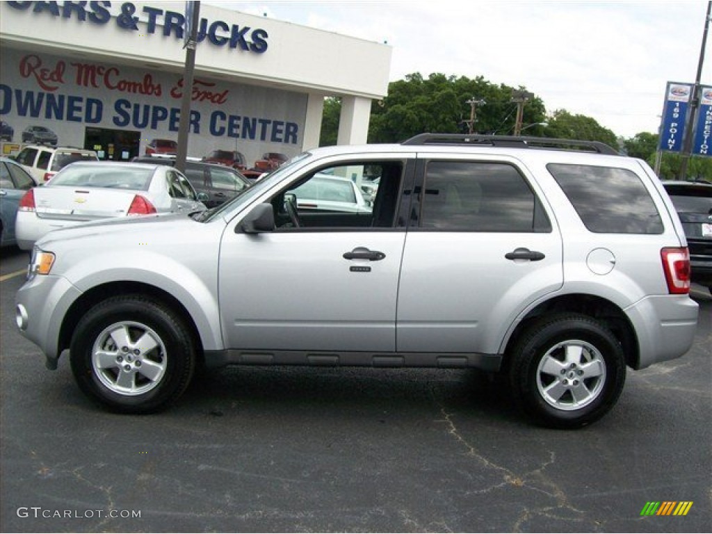 2012 Escape XLT V6 - Ingot Silver Metallic / Charcoal Black photo #14