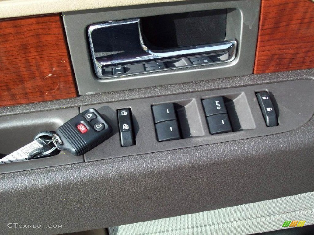 2010 F150 Lariat SuperCrew 4x4 - Dark Blue Pearl Metallic / Tan photo #5