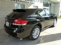 Black - Venza LE AWD Photo No. 2