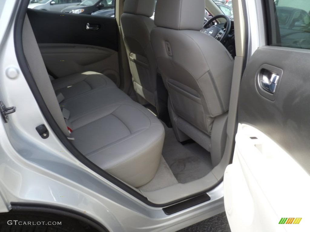 2011 Rogue SL AWD - Silver Ice Metallic / Gray photo #10