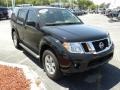 Super Black - Pathfinder SE 4x4 Photo No. 1