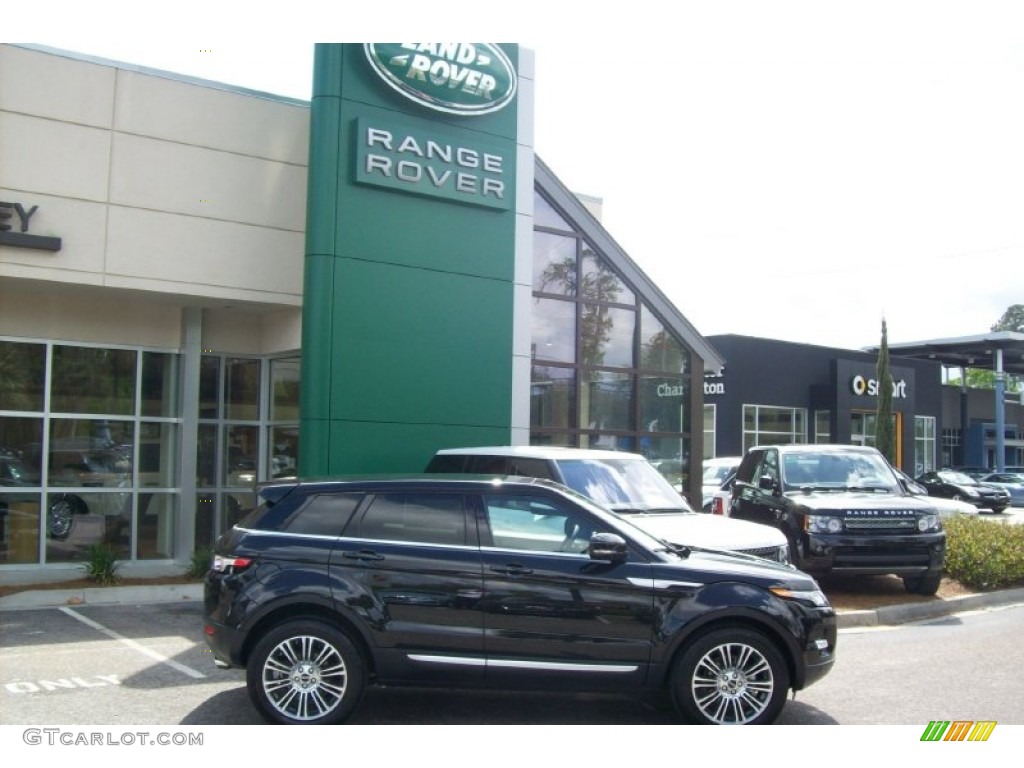 Santorini Black Metallic Land Rover Range Rover Evoque