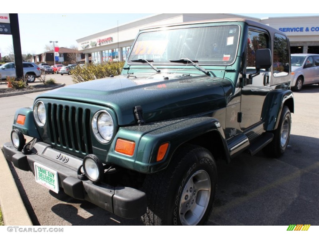 1999 Wrangler Sahara 4x4 - Forest Green Pearlcoat / Camel/Dark Green photo #1