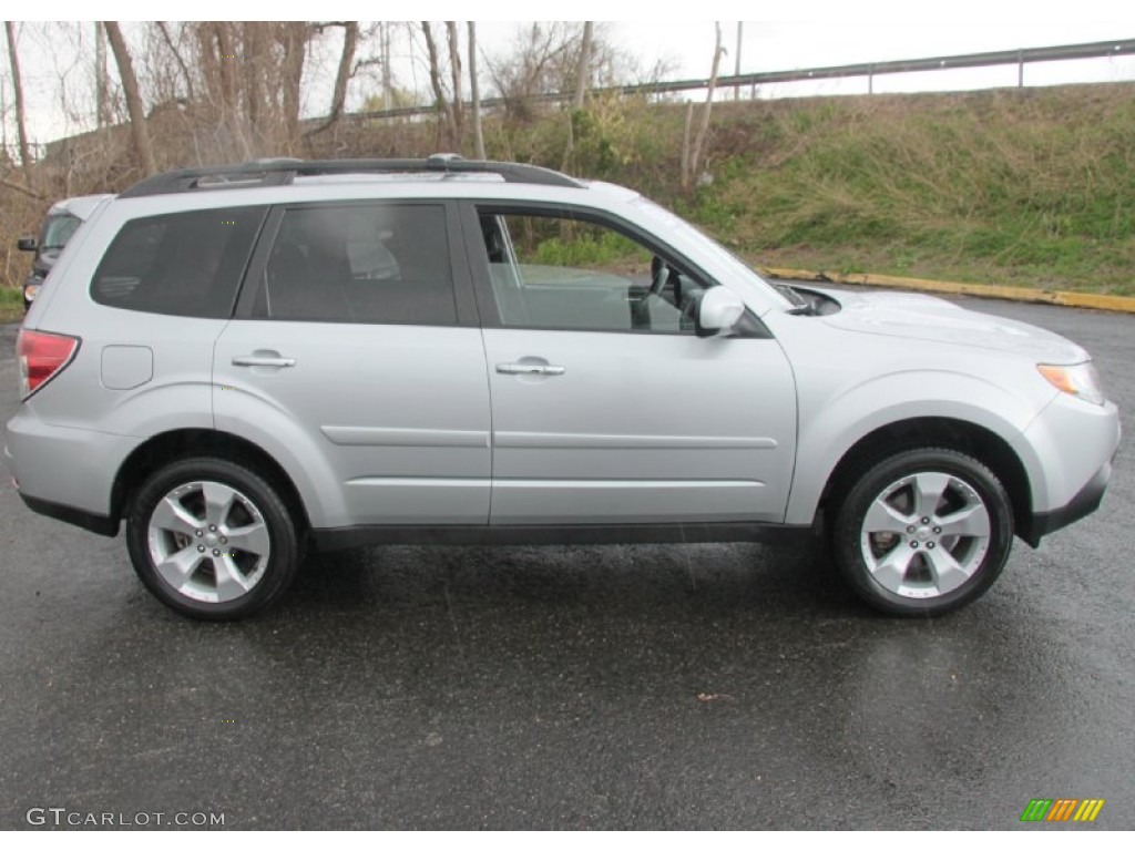 2009 Forester 2.5 XT - Spark Silver Metallic / Black photo #4