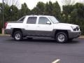 2002 Summit White Chevrolet Avalanche 2500 4WD  photo #15