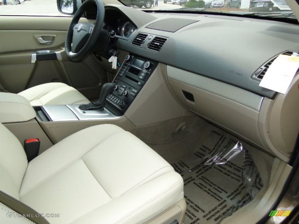 Beige Interior 2013 Volvo XC90 3.2 Photo #63868598