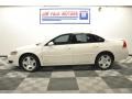 White - Impala SS Photo No. 28