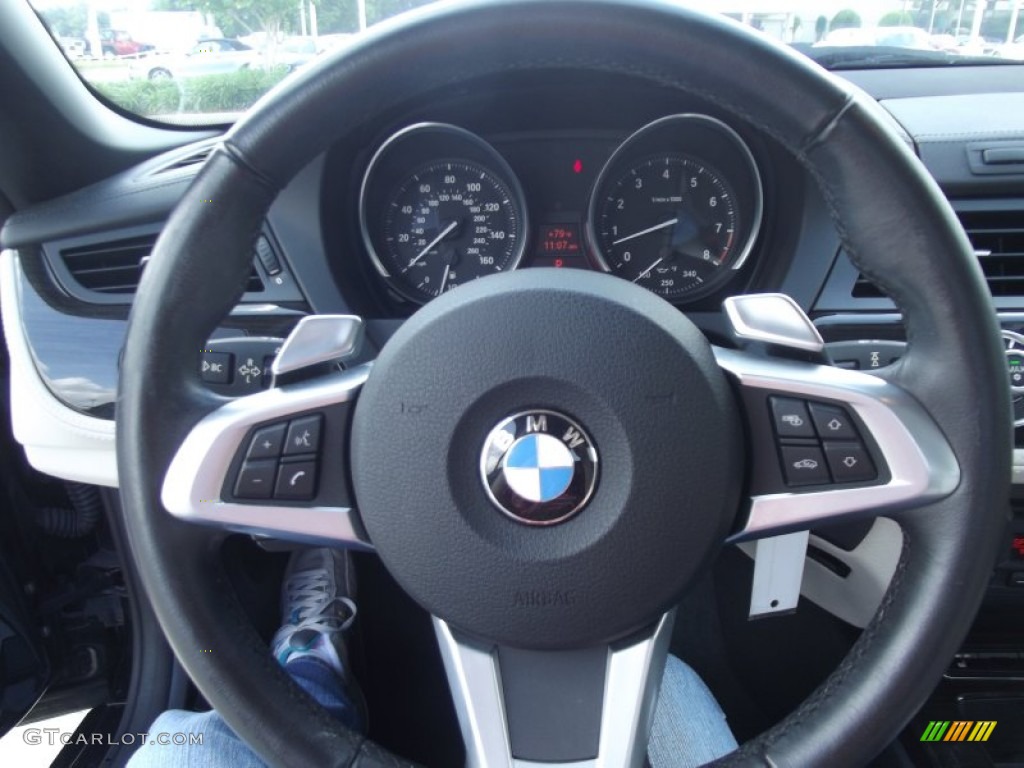 2010 BMW Z4 sDrive35i Roadster Ivory White Steering Wheel Photo #63870107