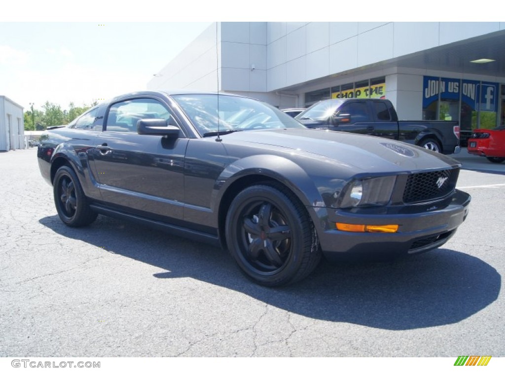 2007 Mustang V6 Deluxe Coupe - Alloy Metallic / Dark Charcoal photo #2