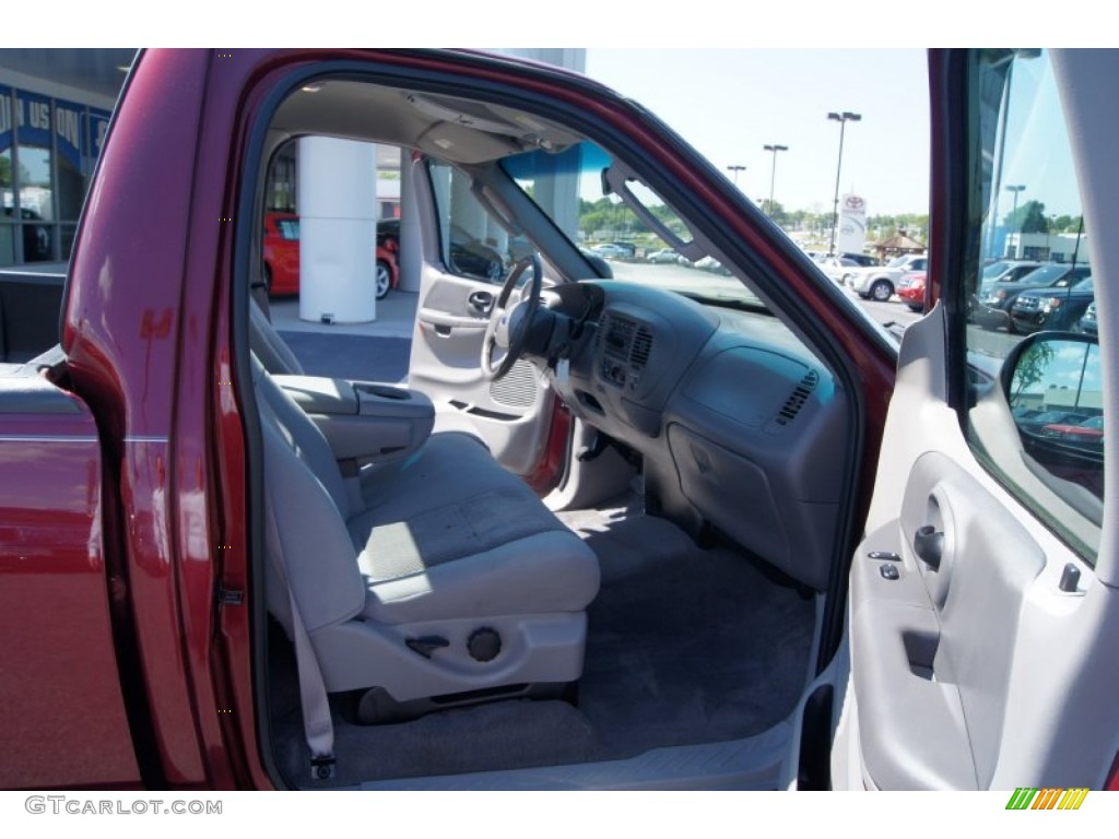 2003 F150 XLT Regular Cab - Toreador Red Metallic / Medium Graphite Grey photo #10