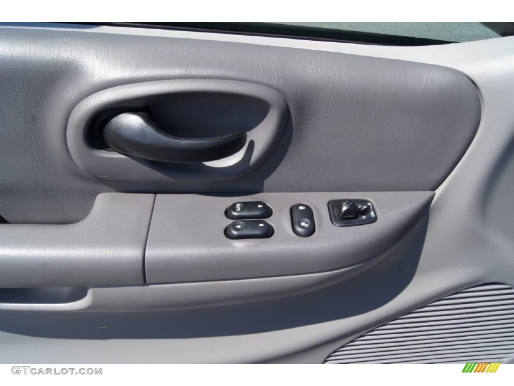 2003 F150 XLT Regular Cab - Toreador Red Metallic / Medium Graphite Grey photo #14