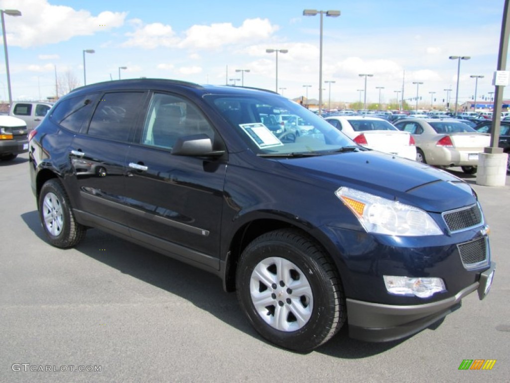 Dark Blue Metallic Chevrolet Traverse