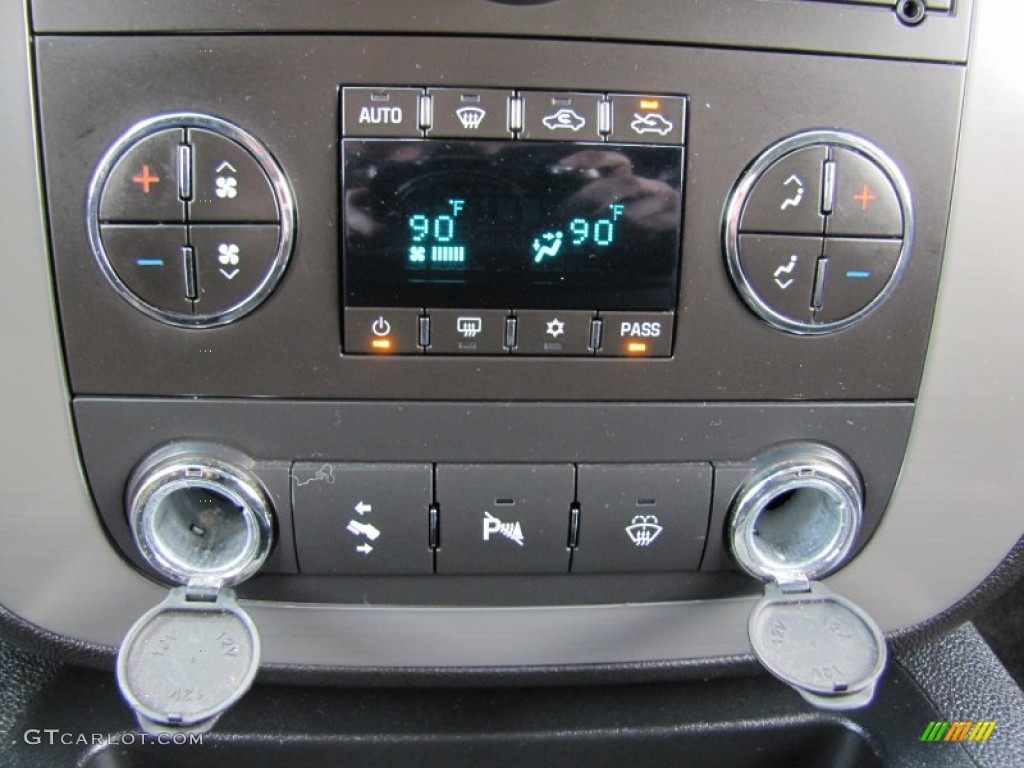 2008 GMC Sierra 2500HD SLT Extended Cab 4x4 Controls Photos