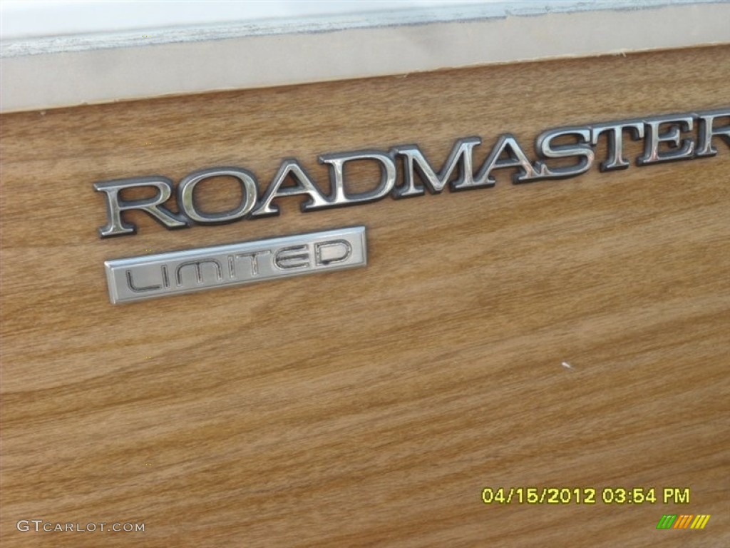 1995 Roadmaster Limited Sedan - Bright White / Beige photo #5